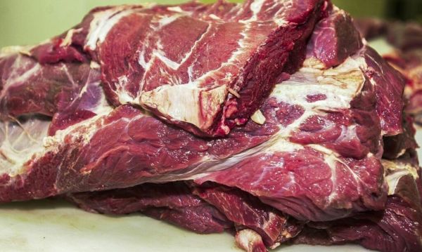 UE compra pouca carne do Brasil, mas paga mais e funciona como ‘vitrine’; veto à exportação começa hoje