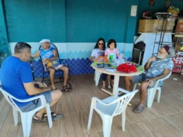 PESQUISADORES COM O MÚSICO BAINHA