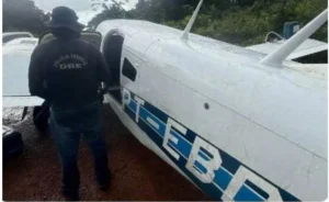 Avião com droga