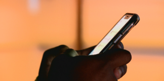 Google e MJ assinam acordo para restringir anúncios de serviços e produtos financeiros para evitar fraudes digitais