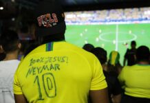 De olho na Copa, bares torcem por vitória da seleção para faturar: 'Jogos rendem até 90% a mais'