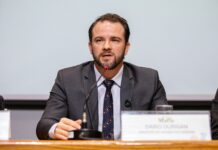 Ministro da Fazenda pede atenção a pautas-bomba e diz que ampliar imunidade tributária de igrejas eleva mais o imposto de todos
