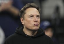 Elon Musk, o primeiro trilionário da história da humanidade