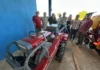 Associação Águas Claras em Vilhena recebem implementos agrícolas de Cirone e Amanda