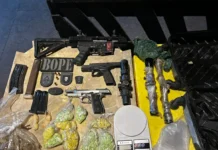 Bope apreende armas, drogas sintéticas e munições e prende traficante, durante operação em Porto Velho
