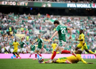 Copa do Mundo – Em jogo de três expulsões, México bate a África do Sul na abertura