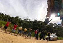 Ouro, escavadeiras e fuzis – o impacto do domínio de facções e milícias sobre os garimpos clandestinos