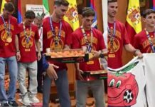 Cidade espanhola presenteia campeões da Copa com tomates equivalentes ao próprio peso; veja vídeo