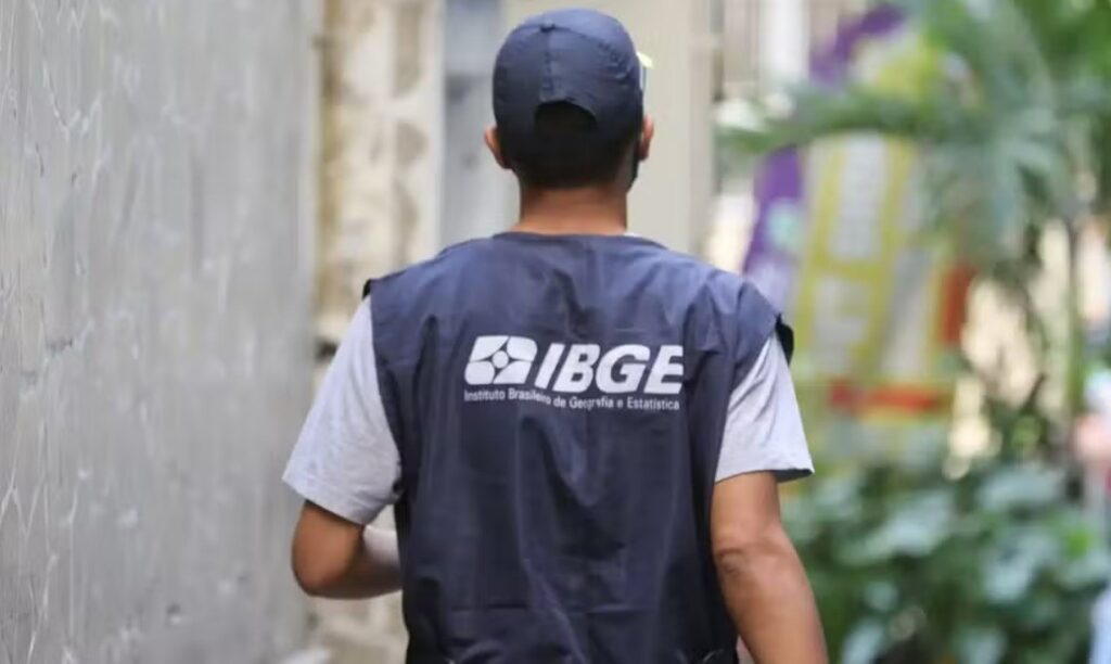 IBGE prorroga inscrições para concurso com mais de 8 mil vagas temporárias; veja como participar