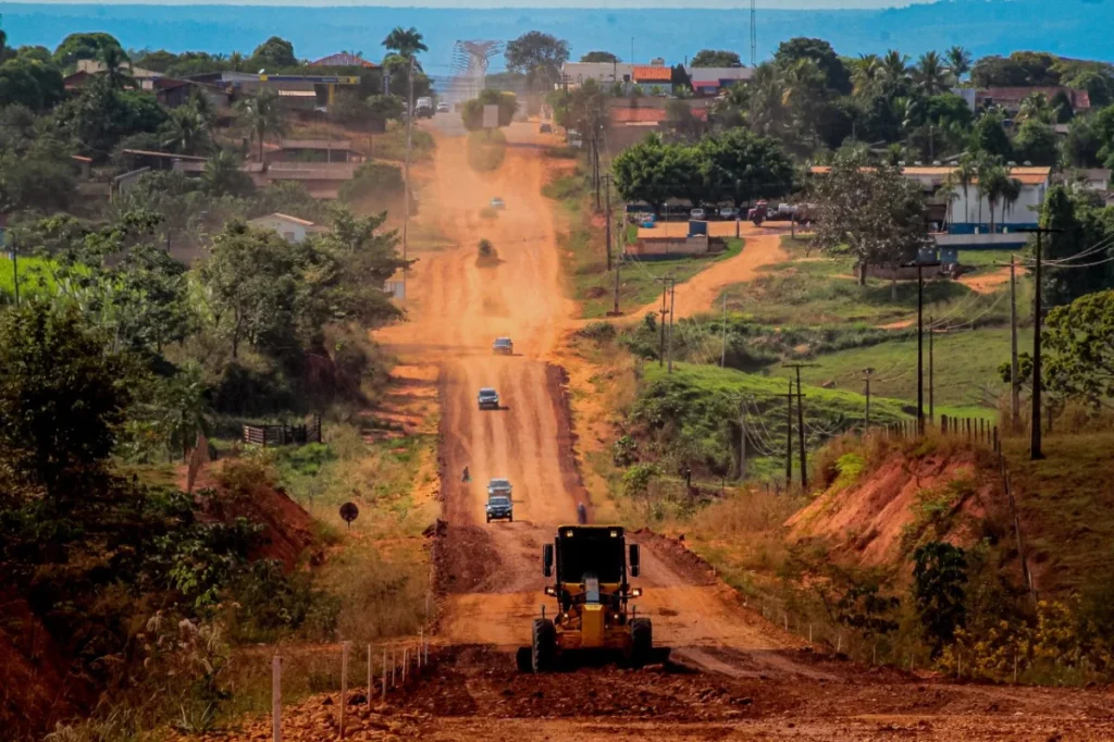 Hildon e Cirone garantem concluir asfaltamento da ‘Rodovia do Boi’, ao Sul de Rondônia