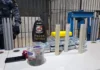 Cocaína, maconha e prensa apreendidas em casa abandonada na Rua Sputnik; era entreposto de droga