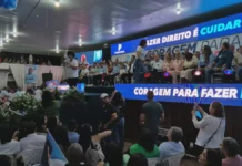 Multidão lota clube em Ji-Paraná e aclama Silvia Cristina ao Senado