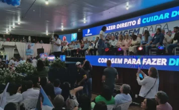 Multidão lota clube em Ji-Paraná e aclama Silvia Cristina ao Senado