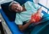 Você pode ter vírus da hepatite por anos sem saber e não ter os sintomas, alerta infectologista em entrevista
