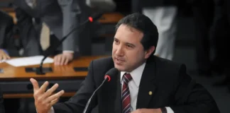TRE declara Natan Donadon ficha limpa e libera candidatura a deputado federal