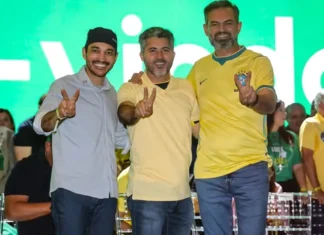 “É hora de devolver o Brasil aos brasileiros” – Marcos Rogério, Scheid e Máximo no lançamento da candidatura de Flávio Bolsonaro à Presidência