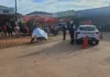Marinete passa mal, encosta a moto, reclina o corpo e morre em cima do veículo, nesta manhã