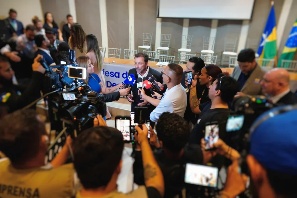 Hildon alerta, em evento da OAB, para o “risco de estelionato eleitoral”,