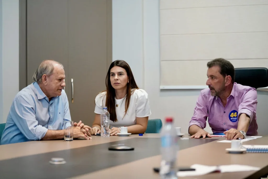 Hildon e Mariana vão a Fiero e garantem mudar leis que punem produtores de leite em Rondônia