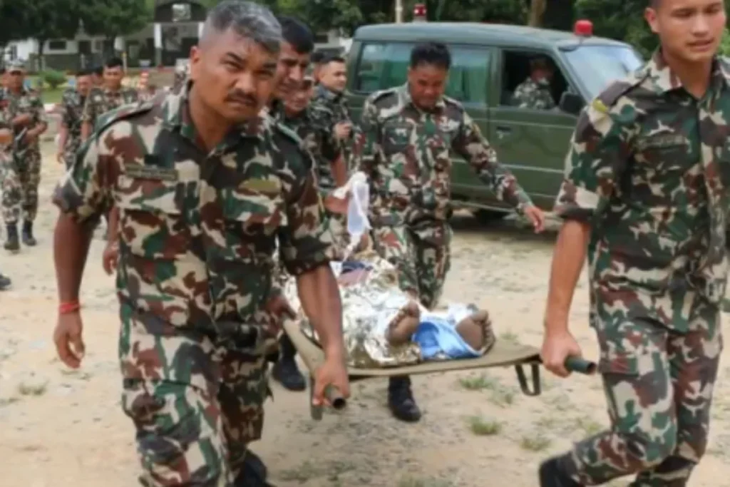 Nepal já resgatou 675 corpos de mortos pelo deslizamentos e enchentes