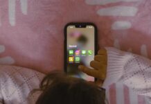 Grécia aprova proibição de redes sociais para menores de 15 anos
