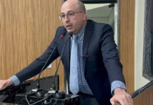 Gedeão Negreiros protege vereador que agride jornalista e engaveta pedido de cassação há 5 meses