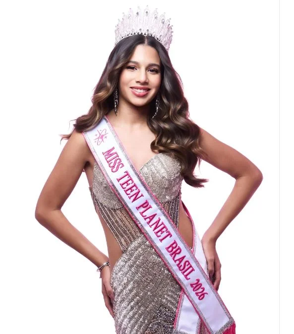 Modelo Felicittá leva o orgulho de ser brasileira ao palco do Miss Teen Planet Internacional