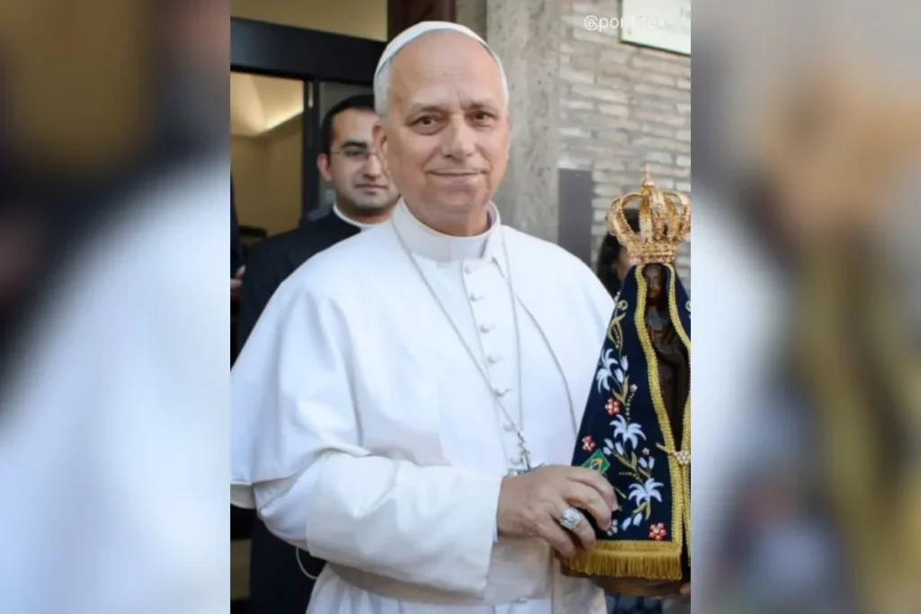 Cirurgia do papa Leão XIV é concluída com sucesso, informa Vaticano