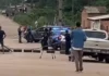 Cansados de esperar, moradores do bairro Nacional fazem manifesto e bloqueiam Farquar com Imigrantes