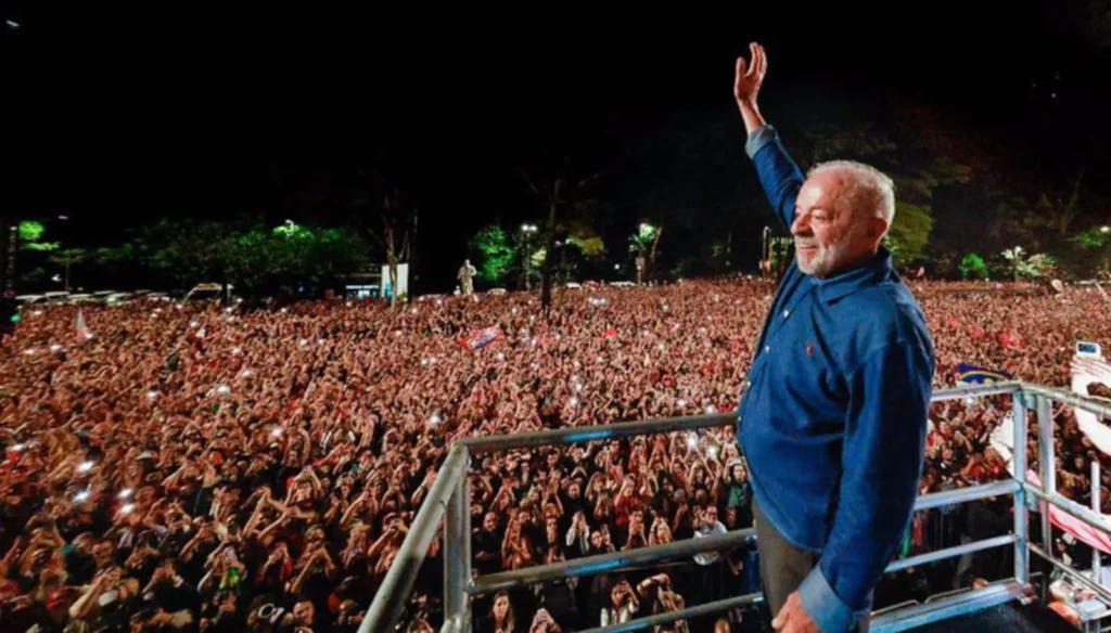 Lula reeleito - Camilo Santana cotado para Casa Civil e estudo para acomodar Gleisi e Haddad