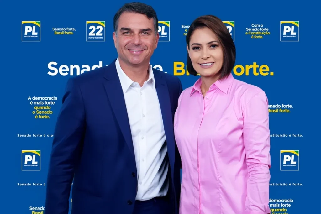 Michelle Bolsonaro confirma a aliados que Flávio deixou o Brasil a caminho dos EUA